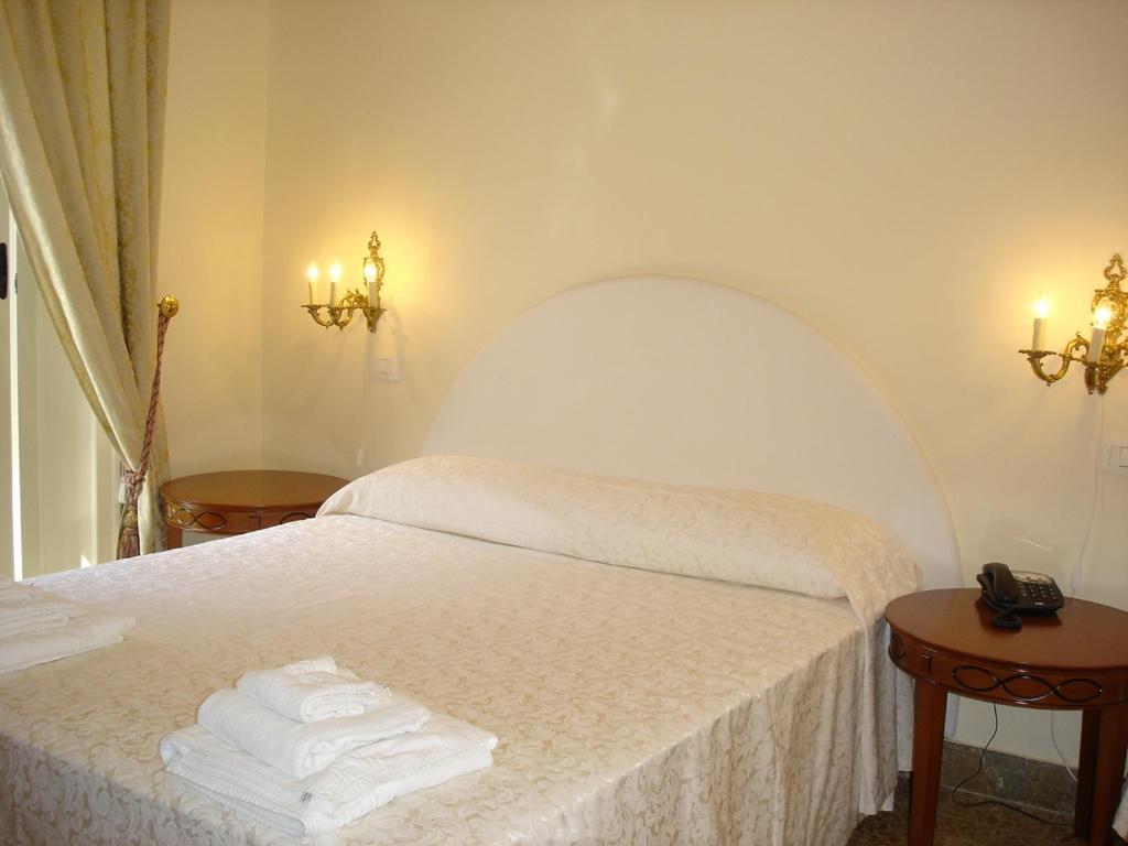 Hotel C'Entro Reggio de Calabre Extérieur photo